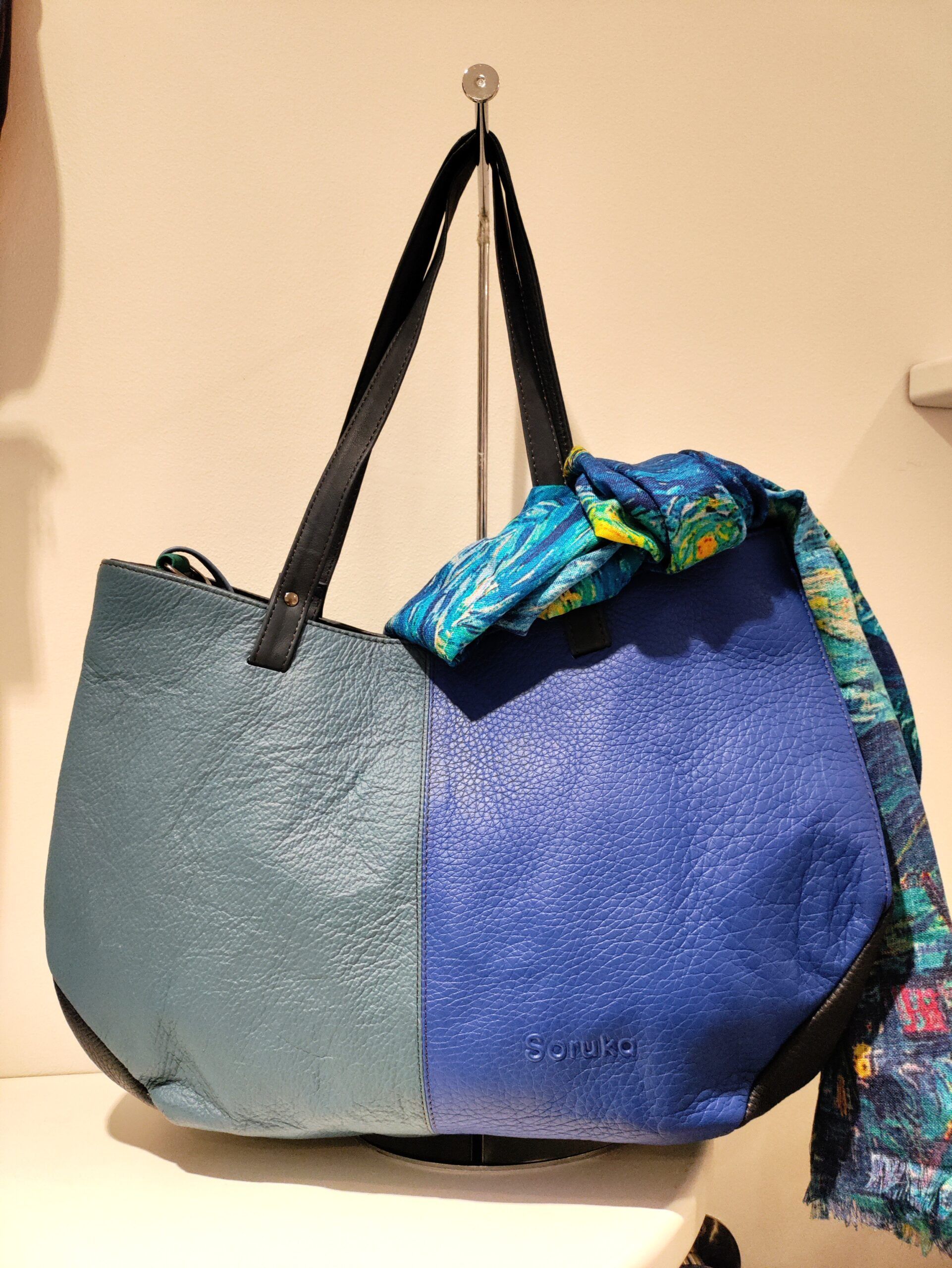 Bolso de piel Alexandra Soruka