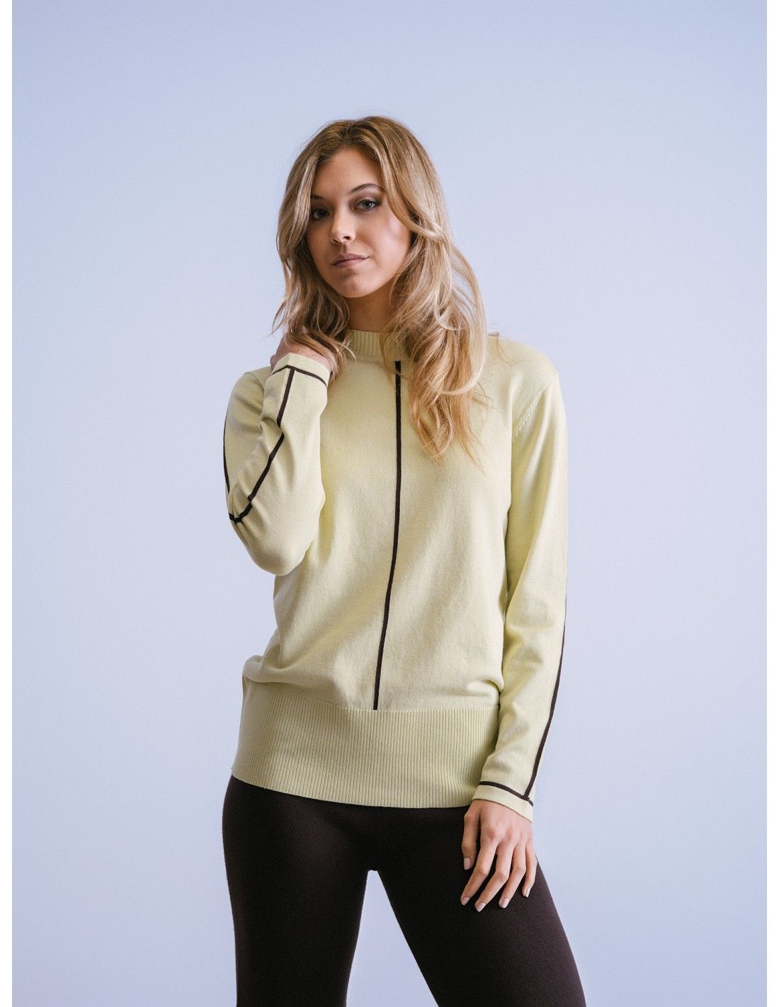 Jersey amarillo cuello perkins WNT