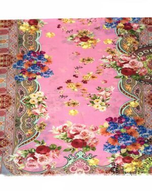 Fular de lana en tonos rosas con flores