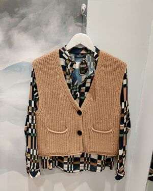 Chaleco de punto marrón claro