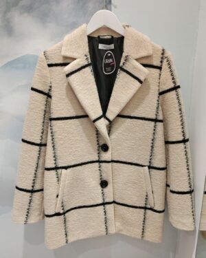 Abrigo de lana beige con cuadros negros