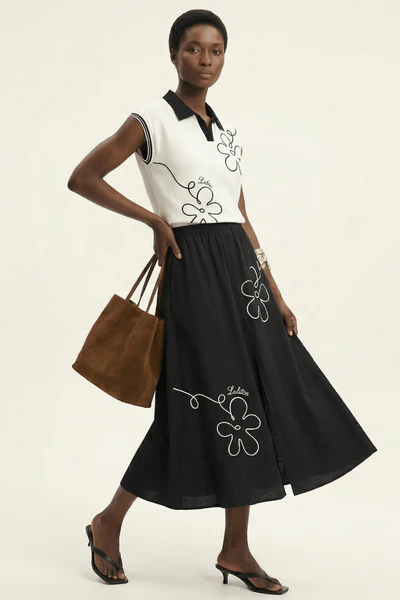 Camiseta blanca cuello polo Lolitas - Imagen 4