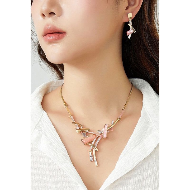 Collar Claudie rosas