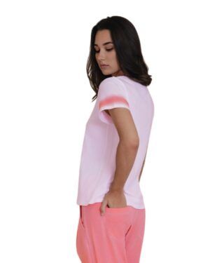 Camiseta blanca detalle naranja