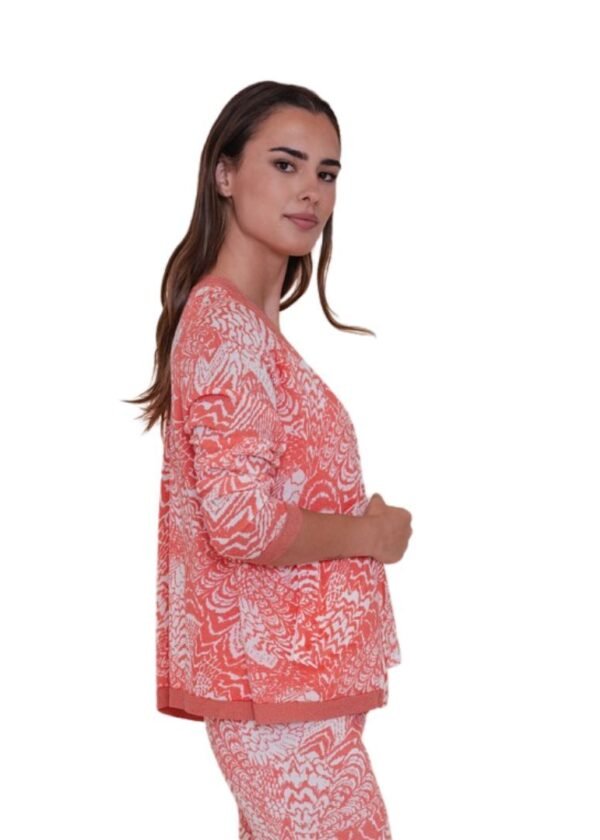 Chaqueta de punto naranja y blanca