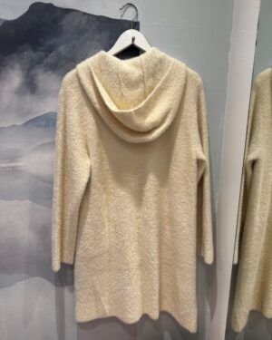 Chaqueta larga de pelo fino beige WNT