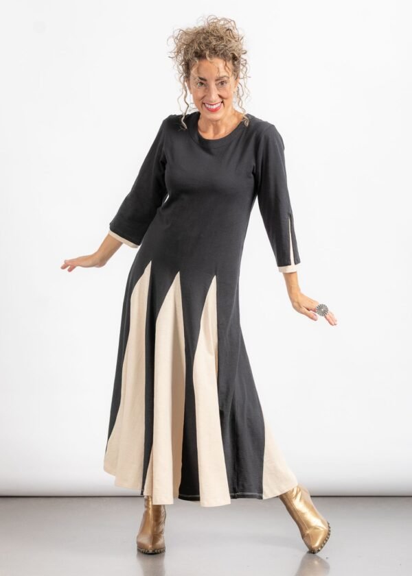 Vestido Godetes negro