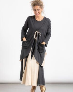 Vestido Godetes negro "Dando un Paseo"