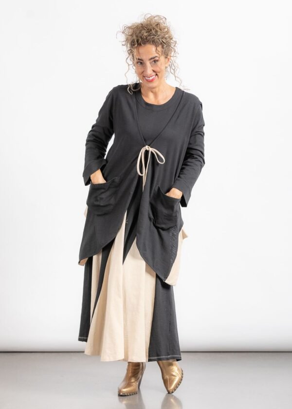 Vestido Godetes negro