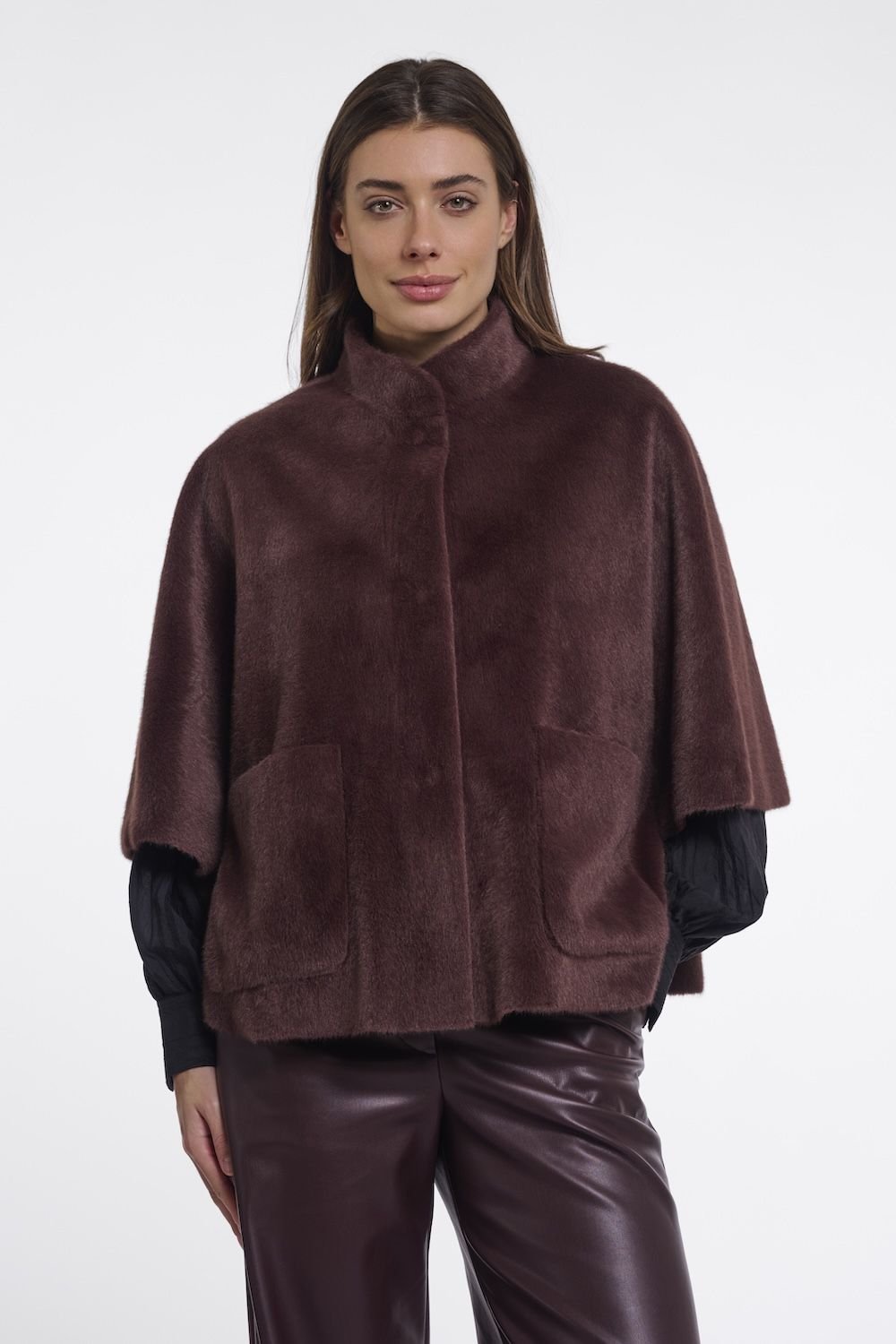 Chaquetón capa chocolate Rino&Pelle